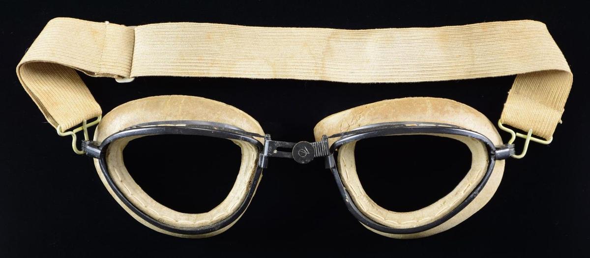 WWII PILOT’S GOGGLES.