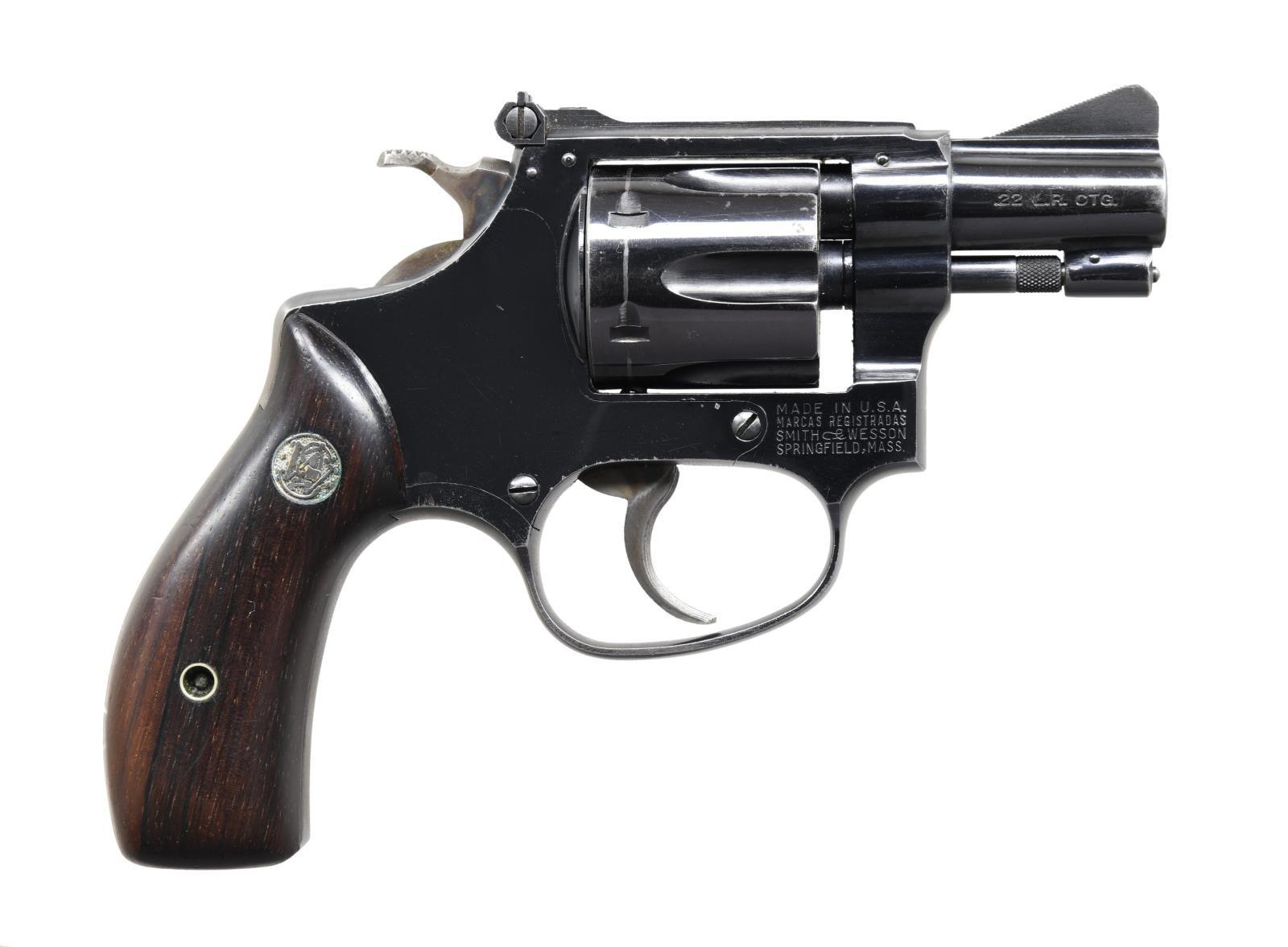 SMITH & WESSON MODEL 34 DA REVOLVER.