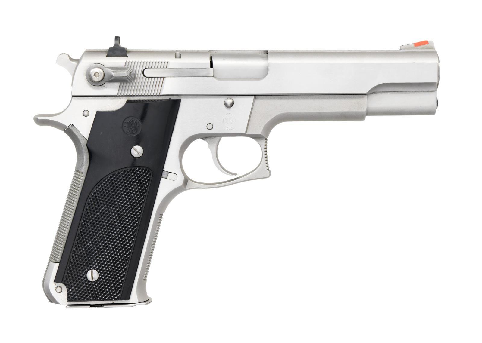 SMITH & WESSON MODEL 645 SEMI-AUTOMATIC PISTOL