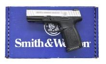 SMITH AND WESSON MODEL SD40 VE SEMI-AUTO PISTOL.