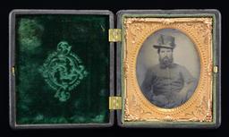 SIXTH PLATE TINTYPE OF UNION INFANTRYMAN WEARING