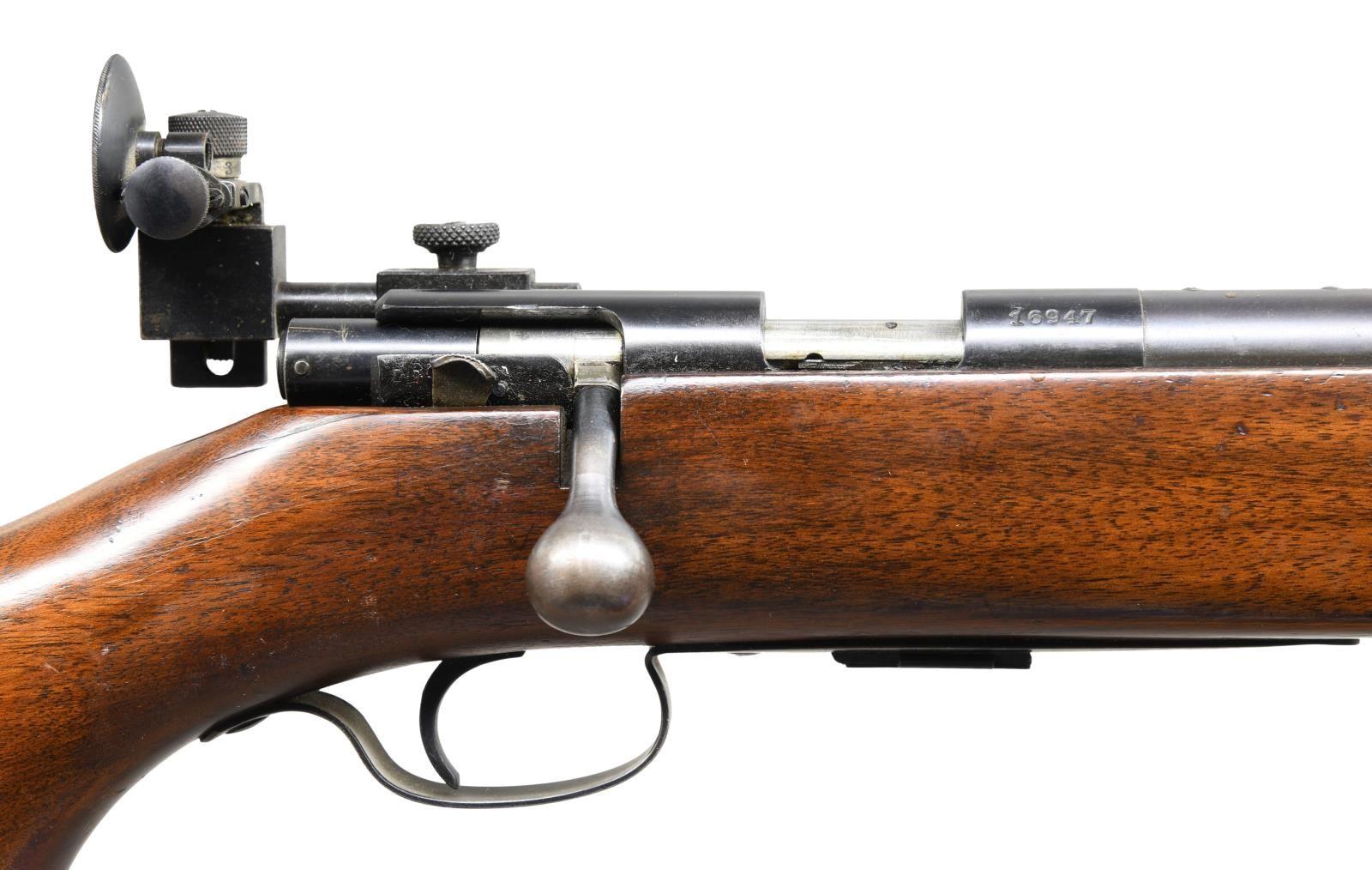 WINCHESTER MODEL 75 BOLT-ACTION TARGET RIFLE.