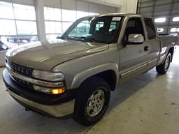 2002 CHEVROLET SILVERADO QUAD CAB PK Z-71 5.3 4WD AUTOMATIC