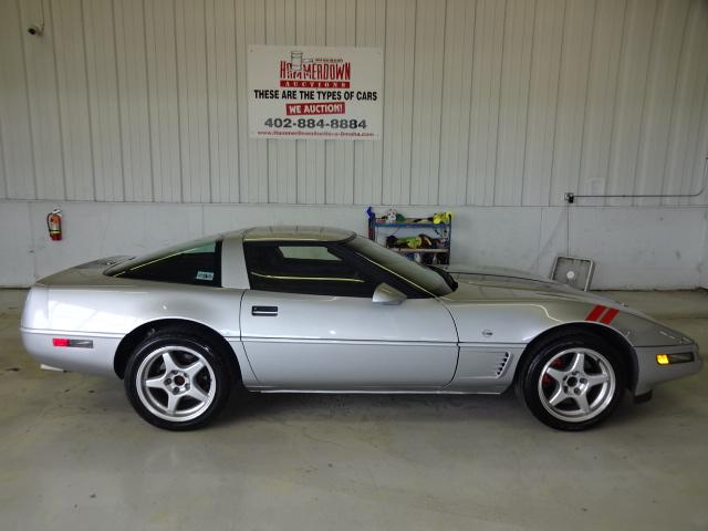 1996 CHEVROLET CORVETTE COUPE 5.7L 2WD MANUAL