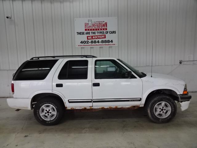 2000 CHEVROLET BLAZER WAGON 4 DOOR LS 4.3 4WD AUTOMATIC