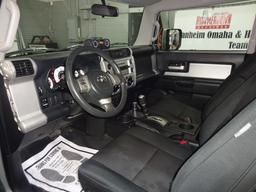 2007 TOYOTA FJ CRUISER 4D UTILITY 4 S 6 4.0 4WD AUTOMATIC