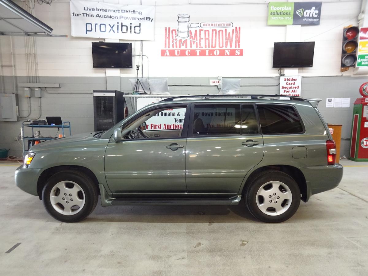 2004 TOYOTA HIGHLANDER WAGON 4 DOOR STD 6 3.3 4WD AUTOMATIC