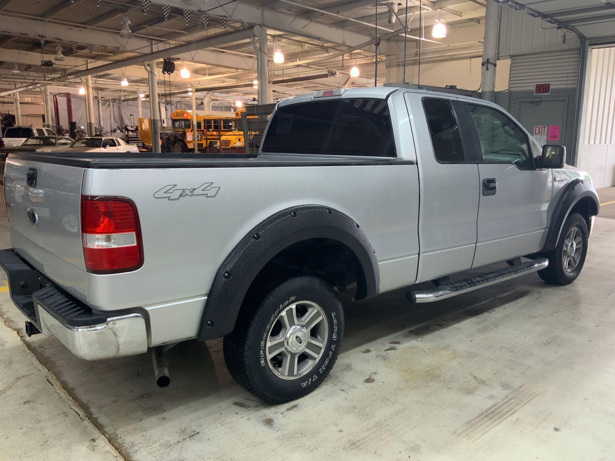 2005 FORD F-150 XLT