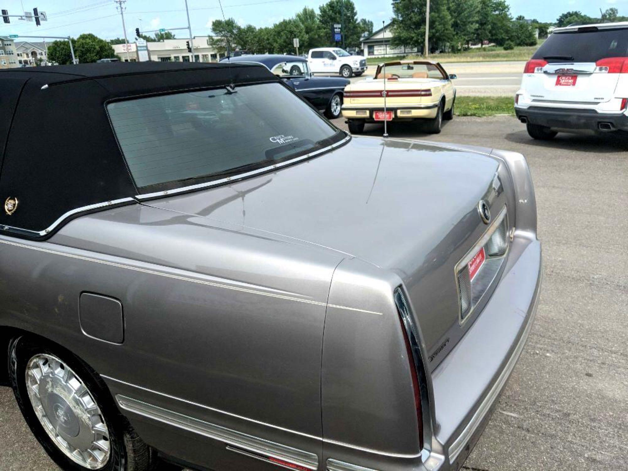 1998 CADILLAC DEVILLE CARRIAGE TOP