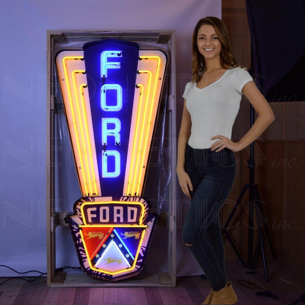 FORD JUBILEE CREST NEON SIGN *NO RESERVE*