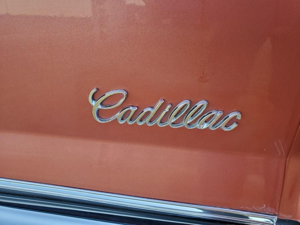 1977 CADILLAC COUPE DE VILLE