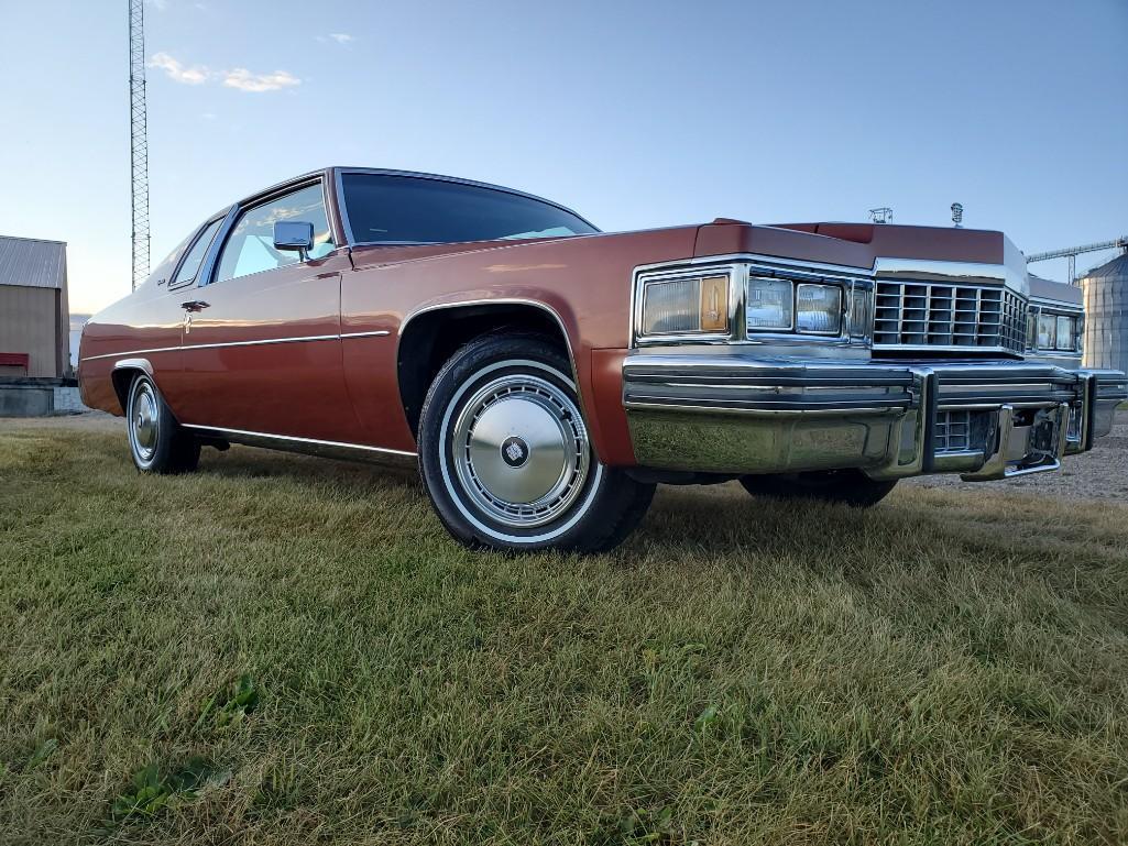 1977 CADILLAC COUPE DE VILLE