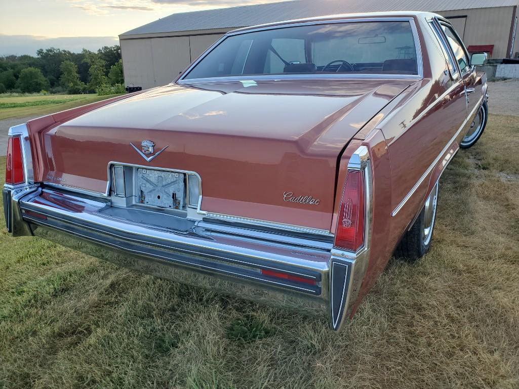 1977 CADILLAC COUPE DE VILLE