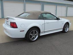 2000 FORD MUSTANG CONVERTIBLE