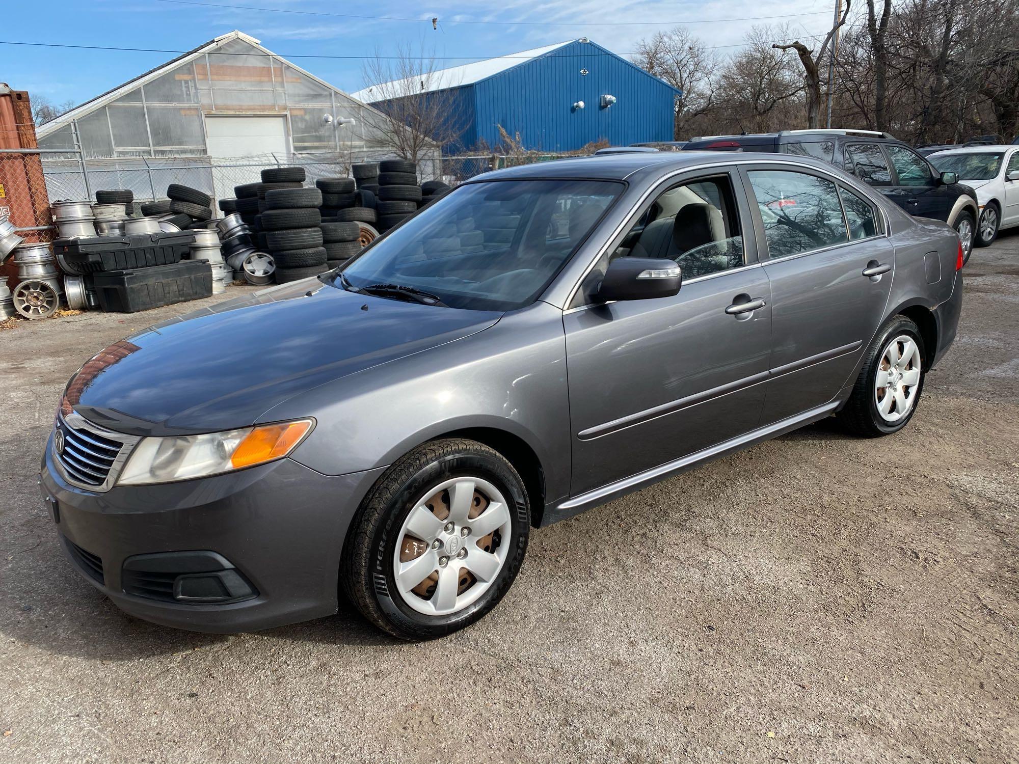 2010 KIA OPTIMA LX