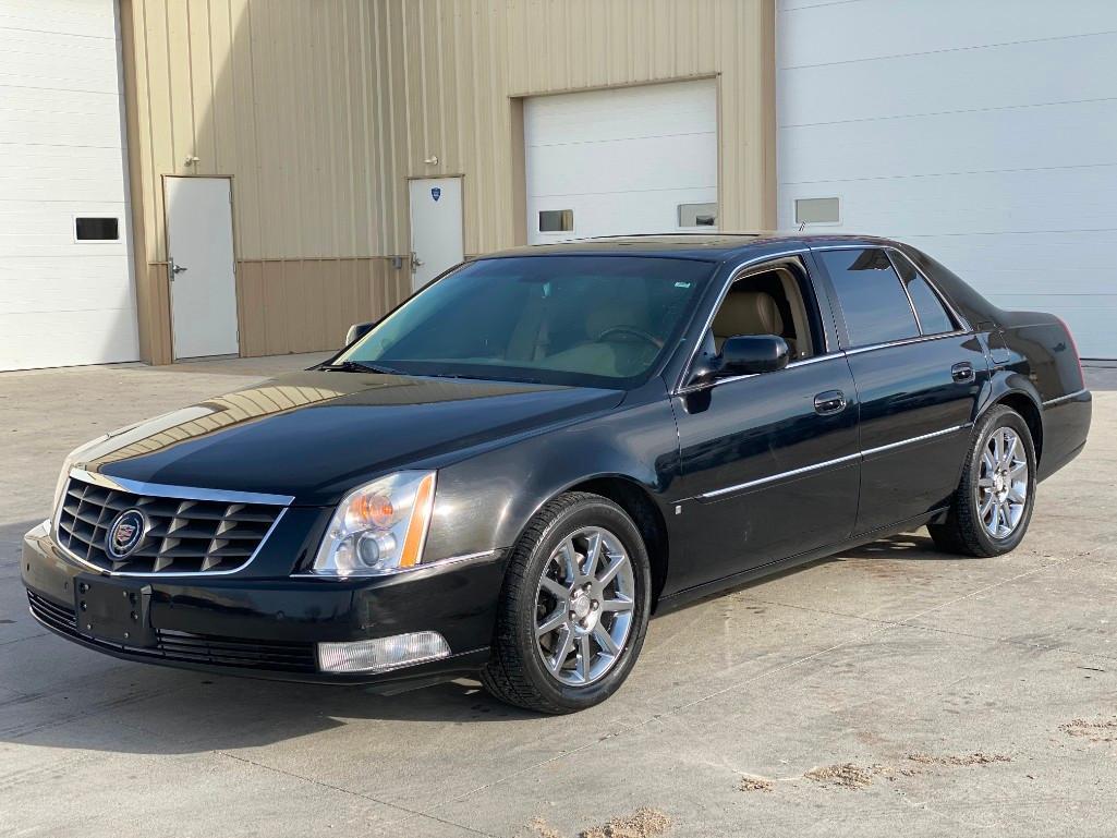 2006 CADILLAC DTS BASE