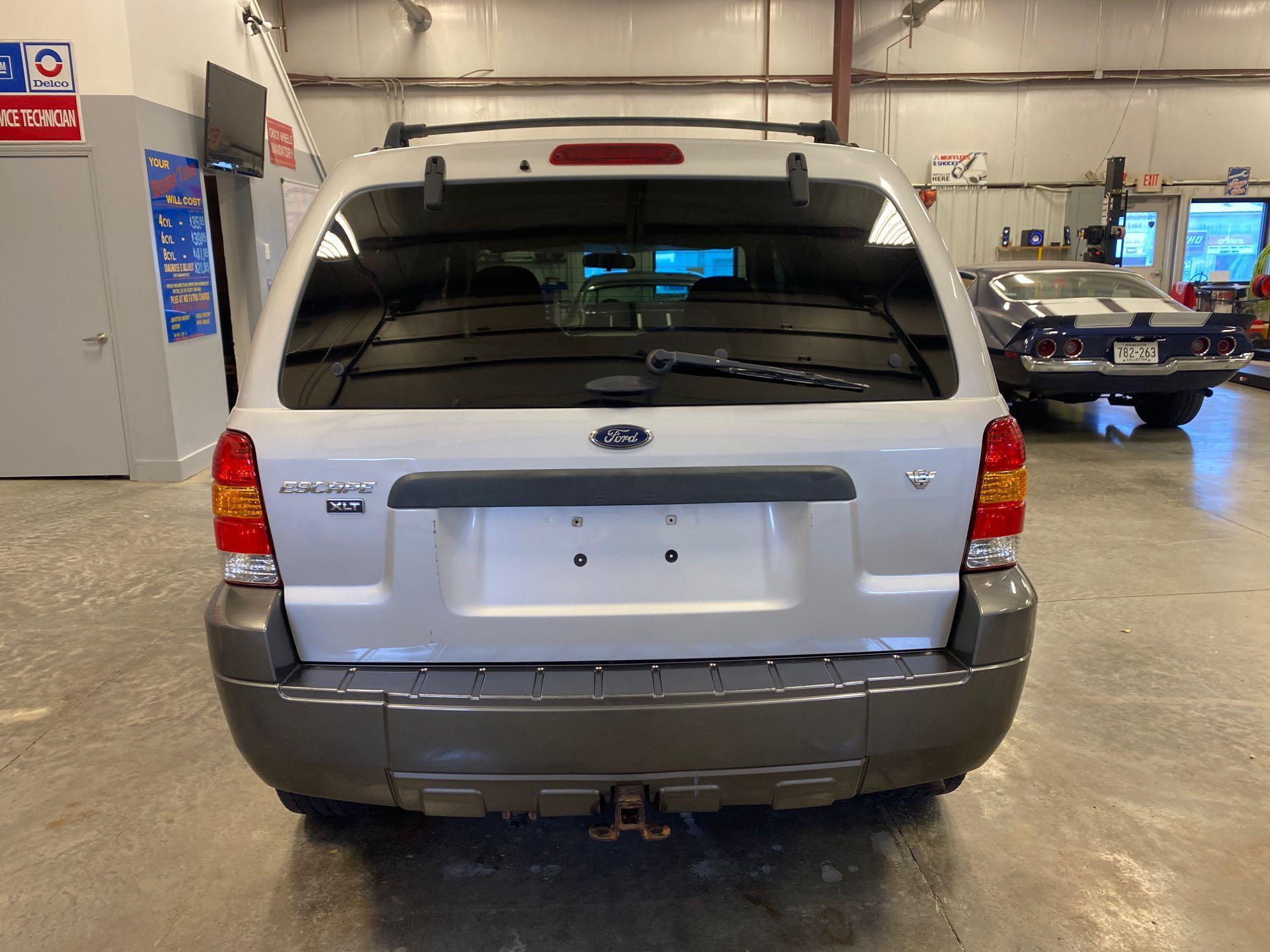 2006 FORD ESCAPE XLT