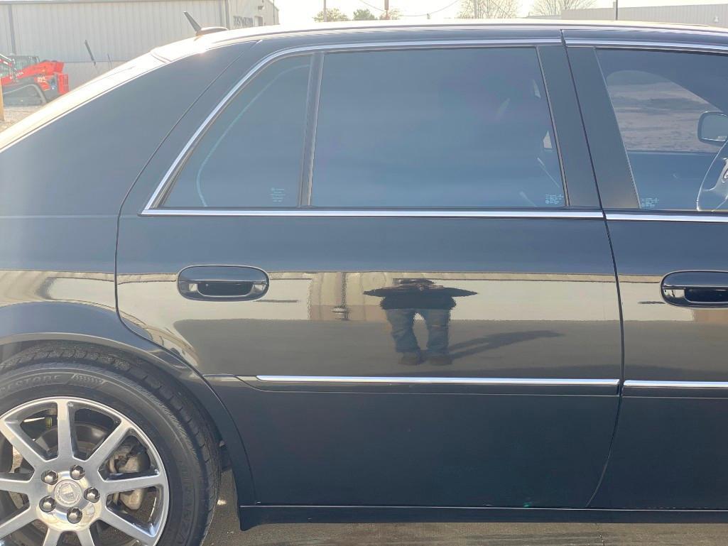 2006 CADILLAC DTS BASE