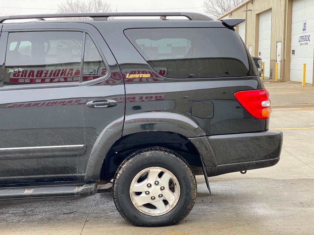 2002 TOYOTA SEQUOIA LIMITED