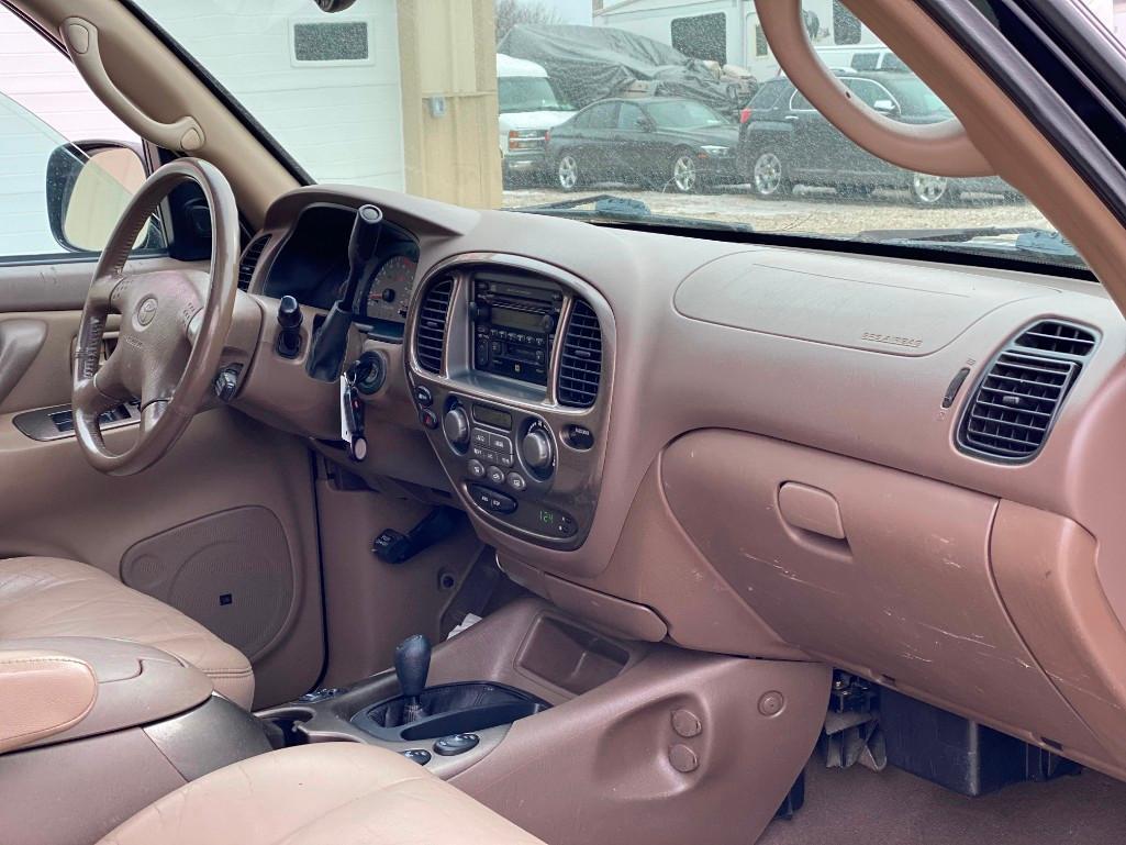 2002 TOYOTA SEQUOIA LIMITED