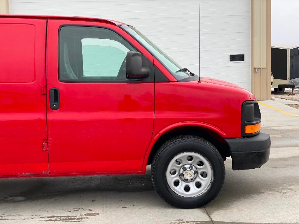 2010 CHEVROLET EXPRESS