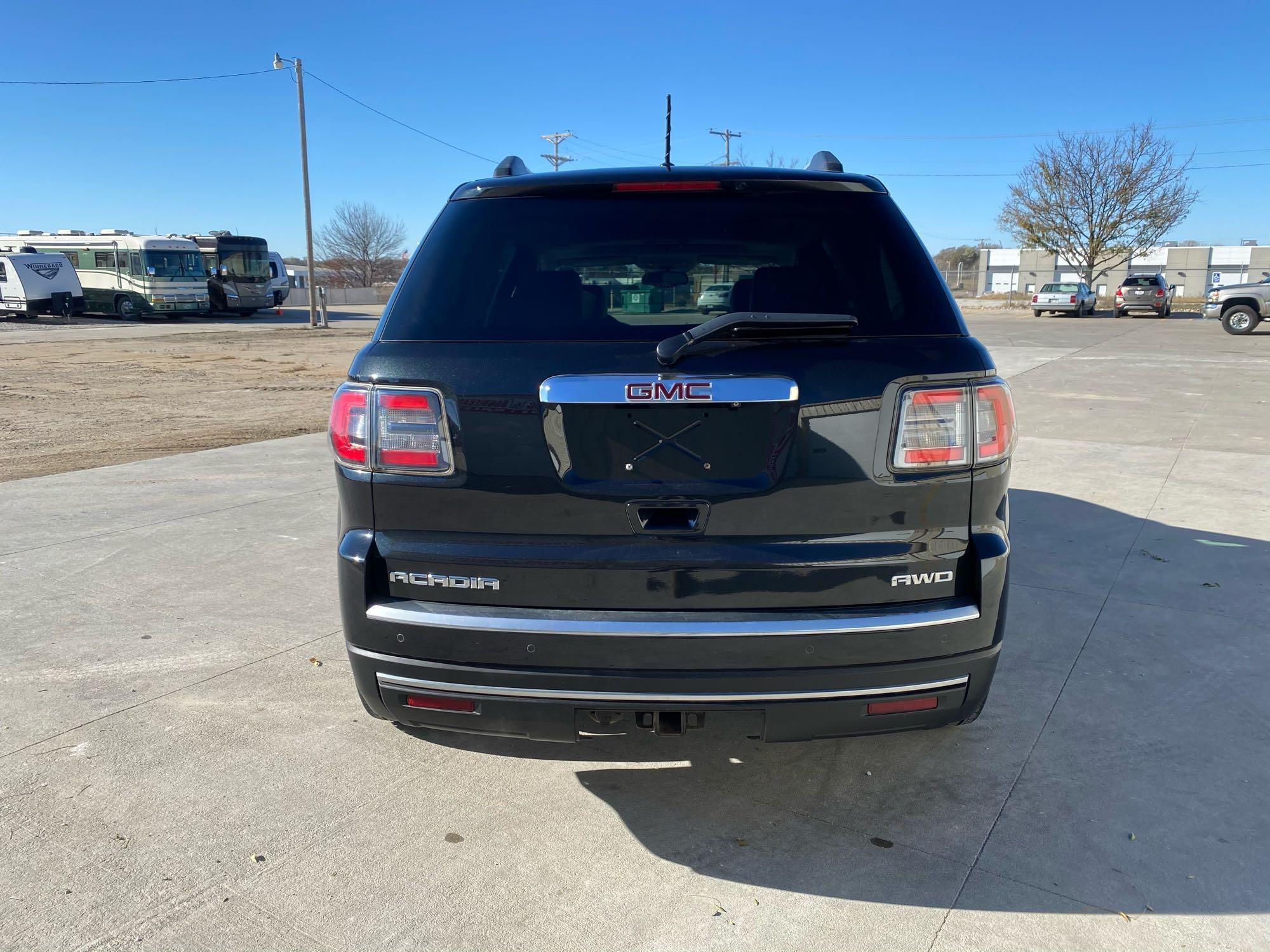 2013 GMC ACADIA SLT