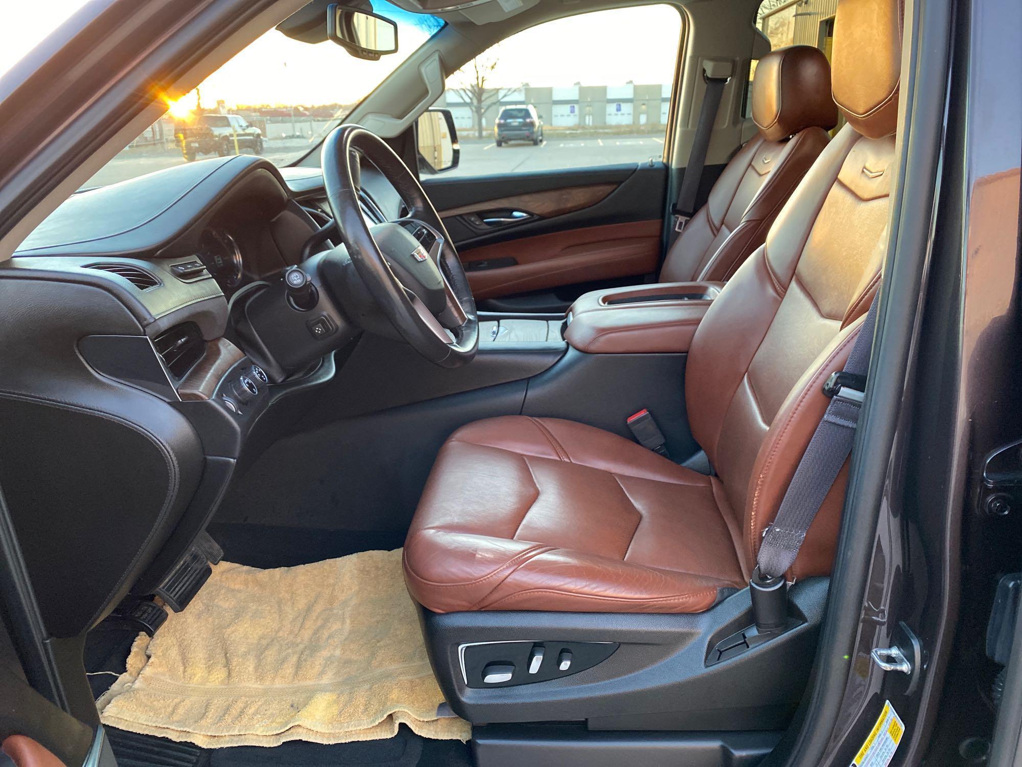 2016 CADILLAC ESCALADE LUXURY