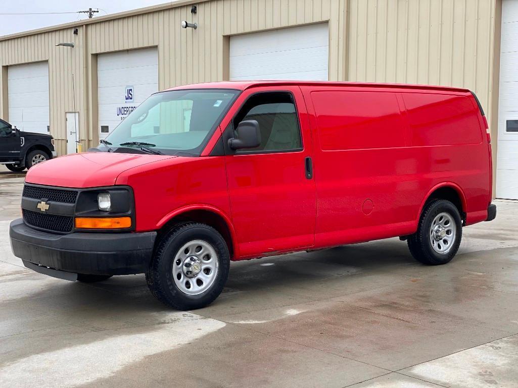 2010 CHEVROLET EXPRESS