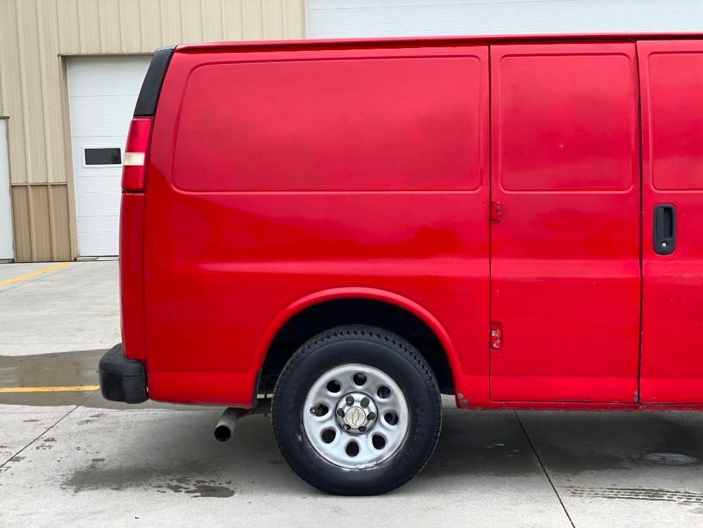 2010 CHEVROLET EXPRESS