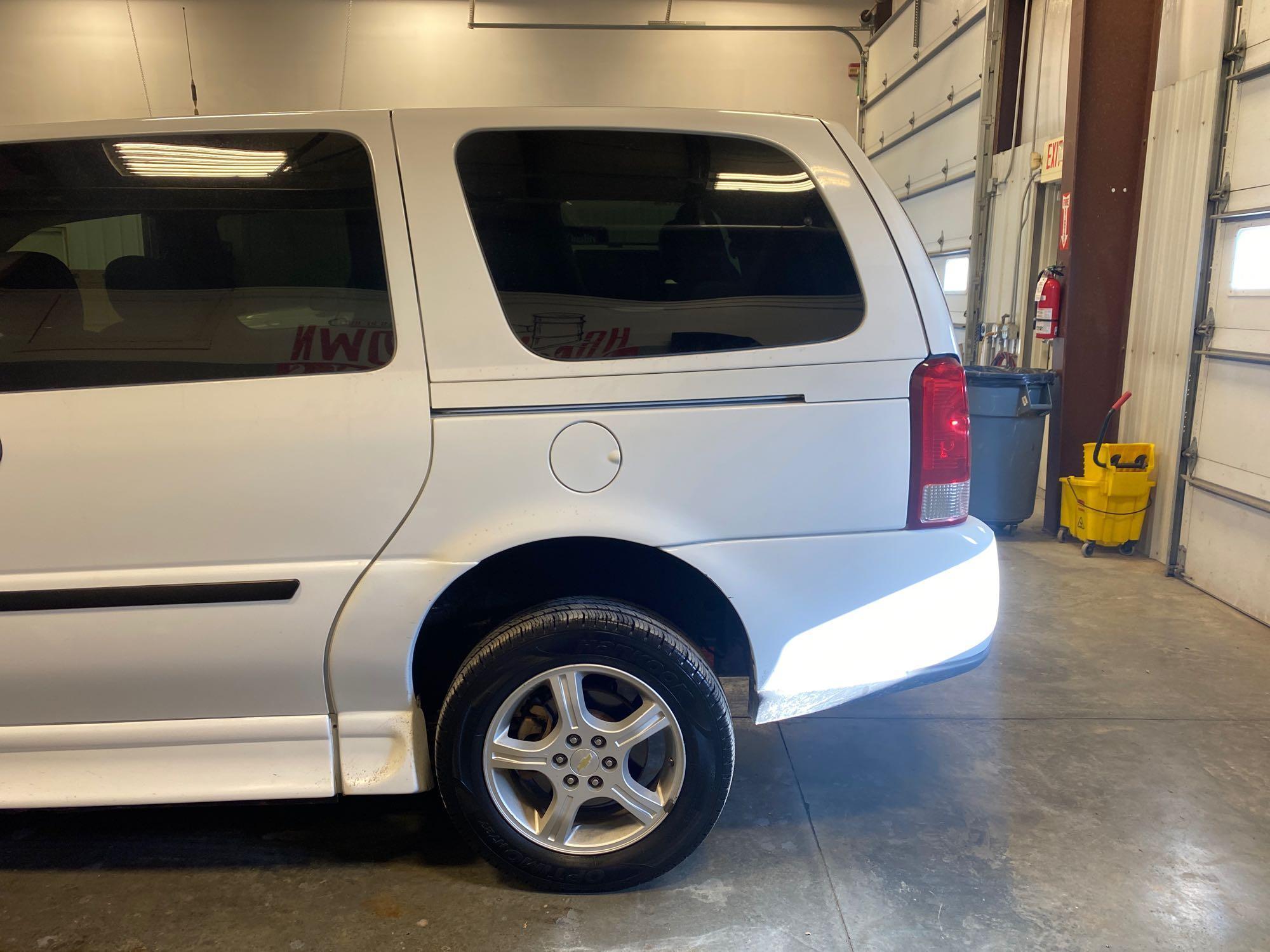 2008 CHEVROLET UPLANDER WHEELCHAIR VAN