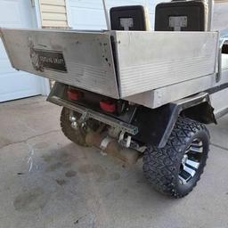 CLUB CAR GOLF CART