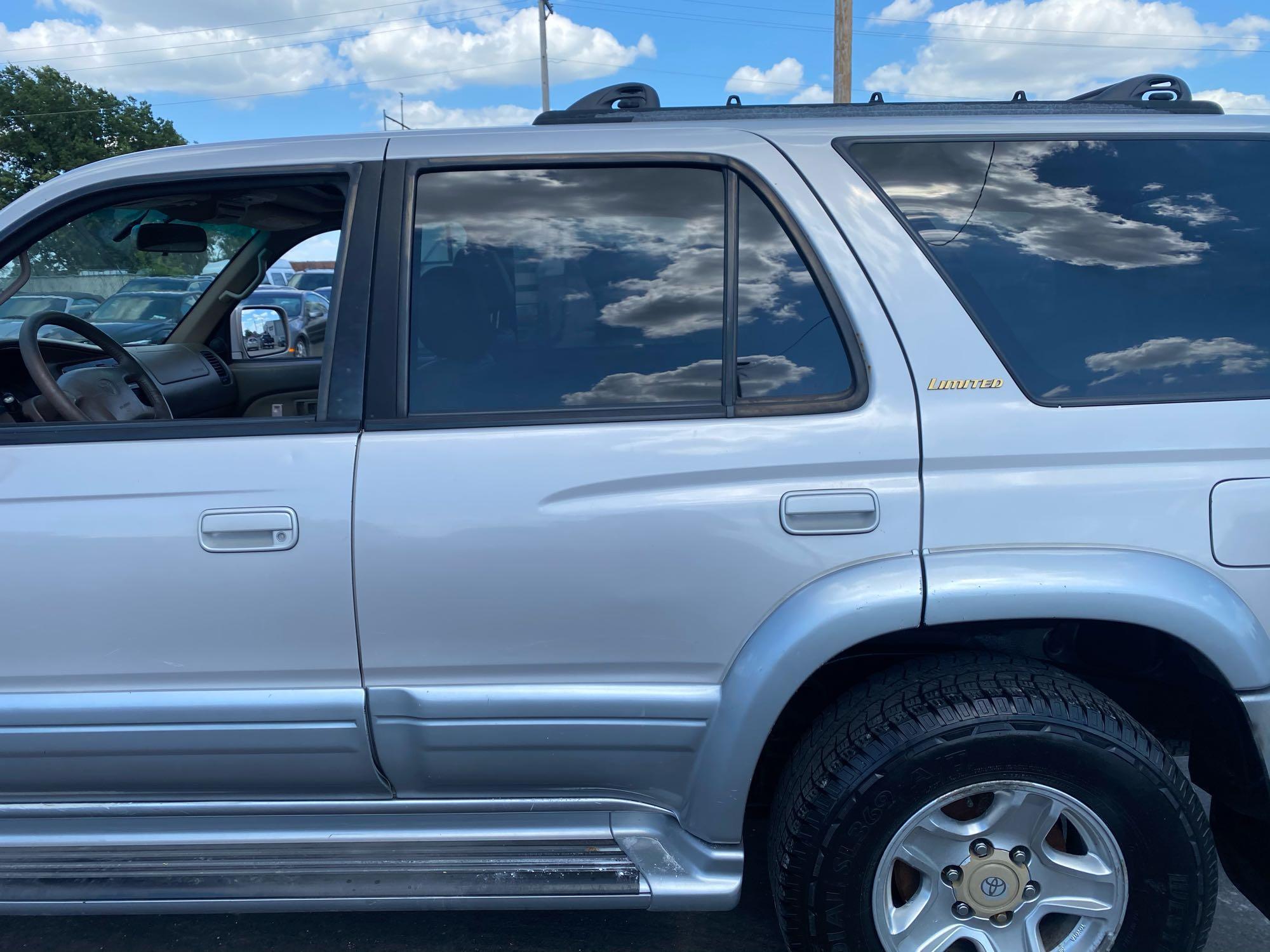 1999 TOYOTA 4 RUNNER LIMITED *NO RESERVE*