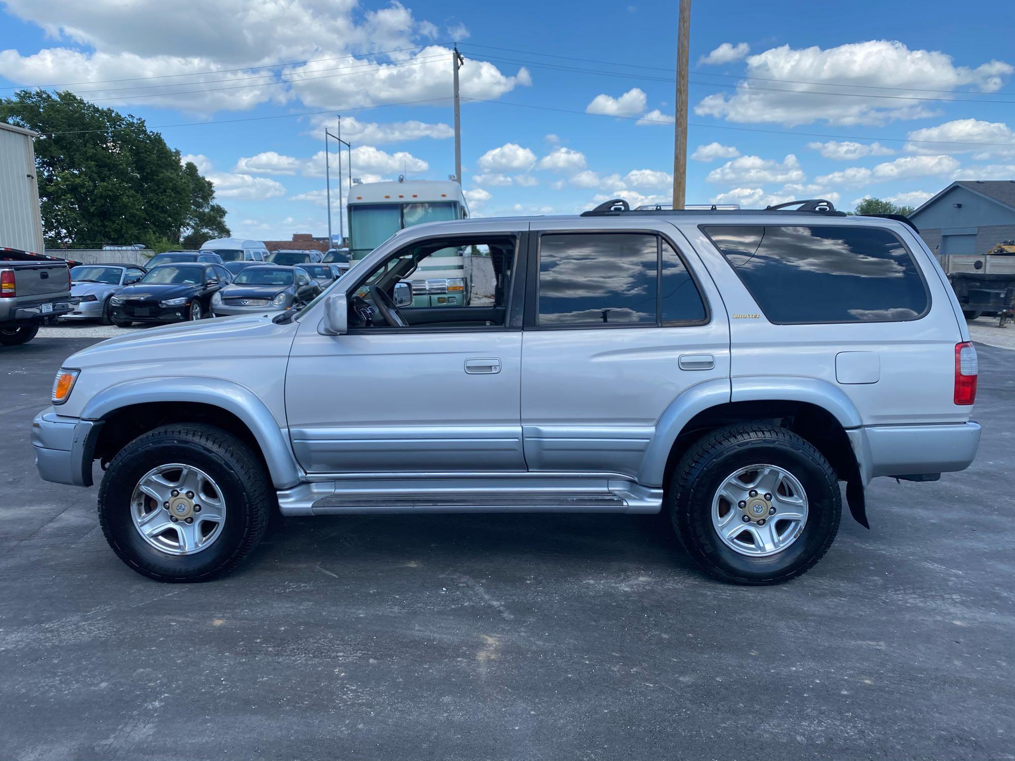 1999 TOYOTA 4 RUNNER LIMITED *NO RESERVE*