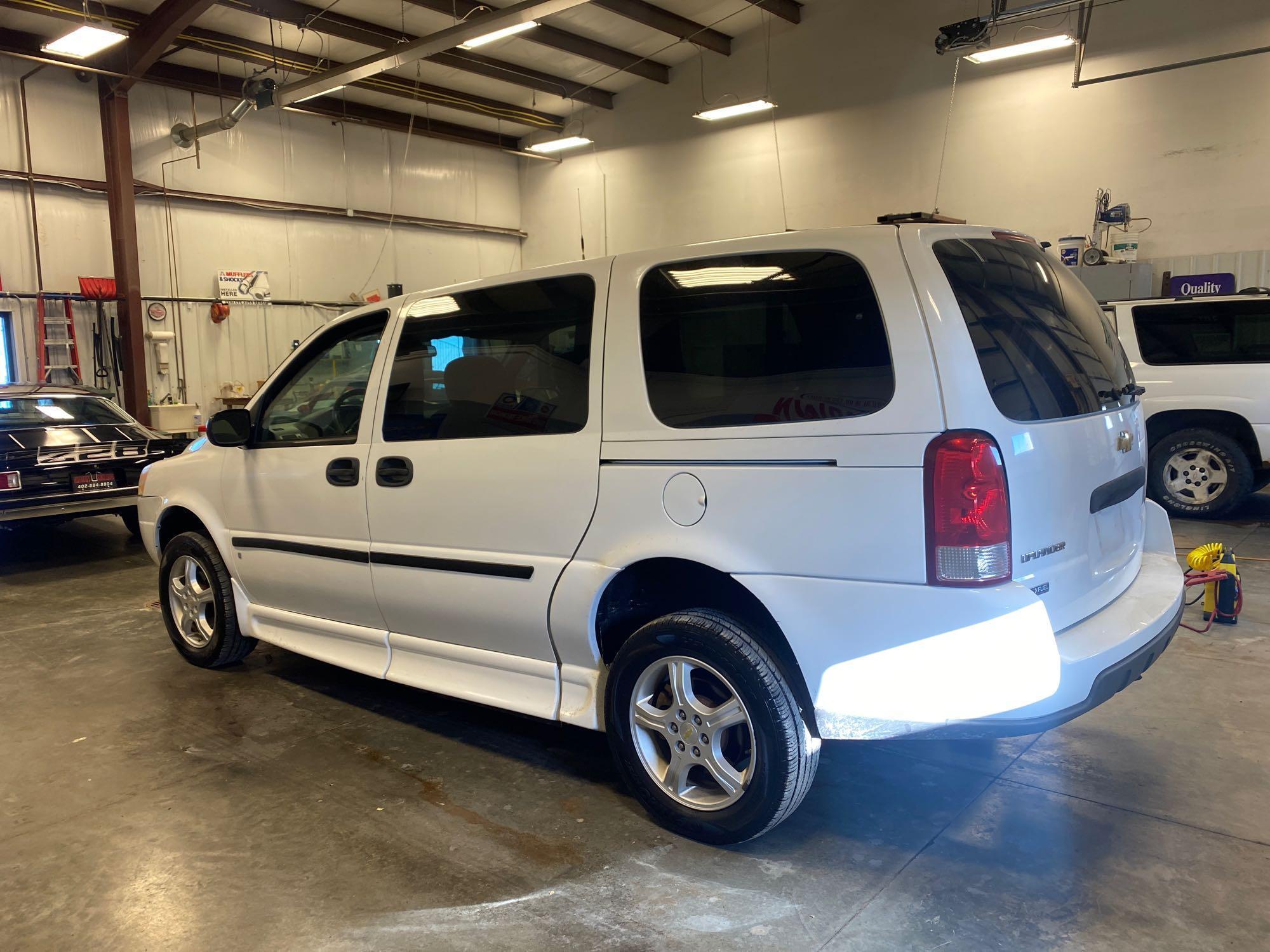 2008 CHEVROLET UPLANDER WHEELCHAIR VAN