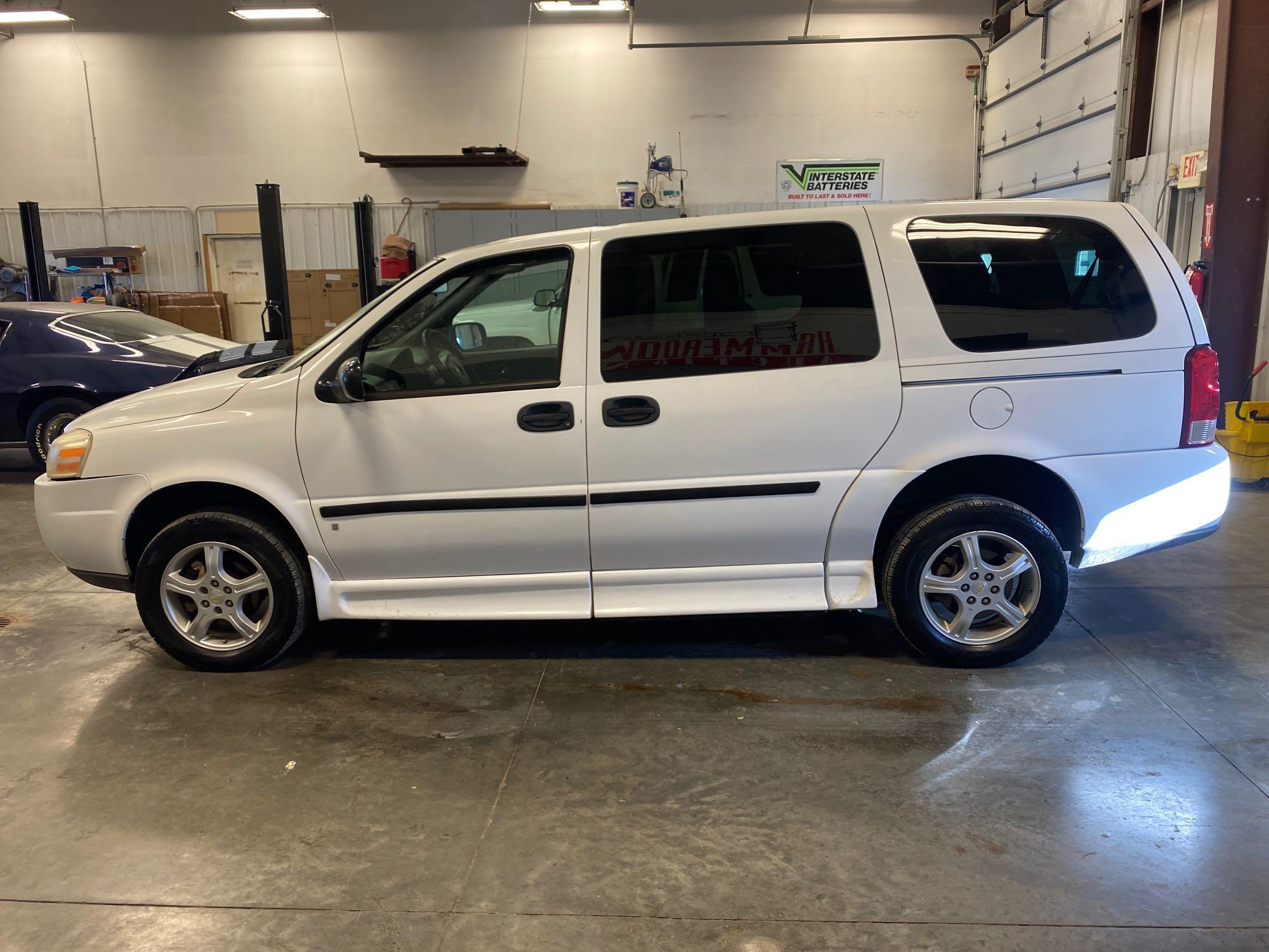 2008 CHEVROLET UPLANDER WHEELCHAIR VAN