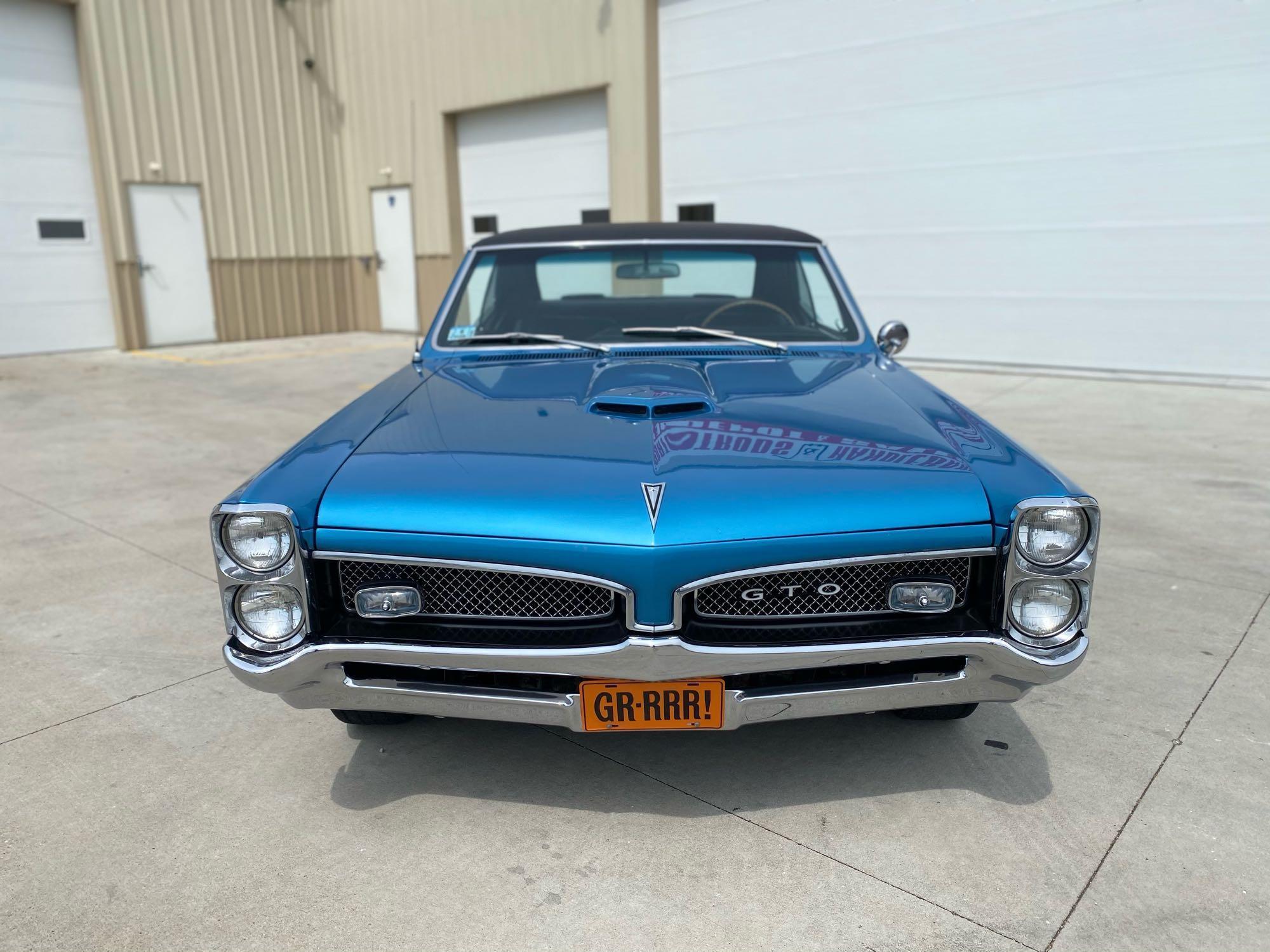 1967 PONTIAC GTO