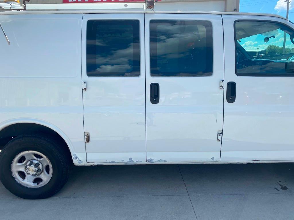 2007 CHEVROLET EXPRESS *AWD*