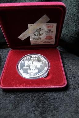 1987 Mickey Mouse 5 oz. .999 Silver " MERRY CHRISTMAS & HAPPY NEW YEAR- WALT DISNEY NO. 0069" COA &