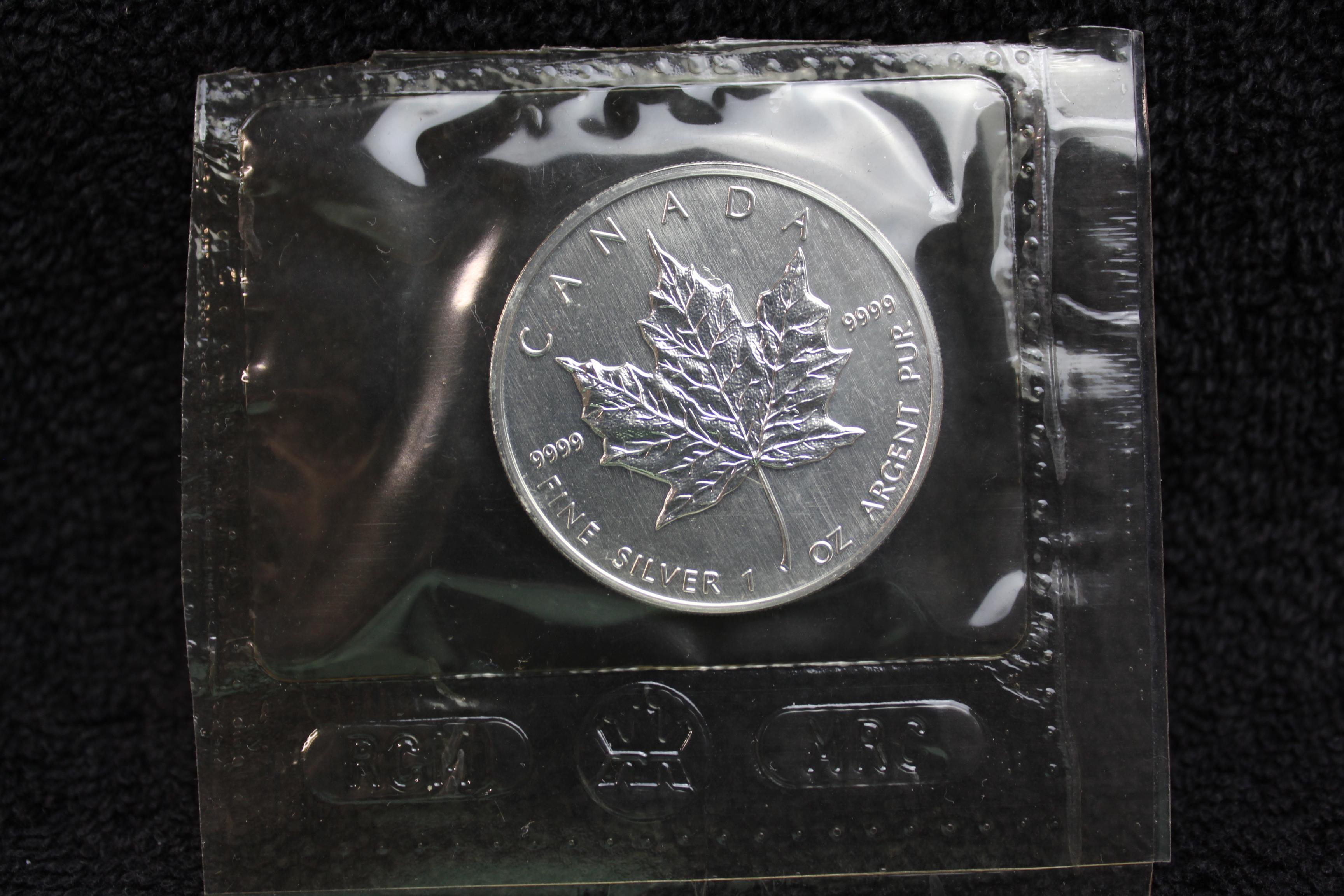 2002 $5 1 oz. Silver Canadian Maple Leaf BU RCM Sealed