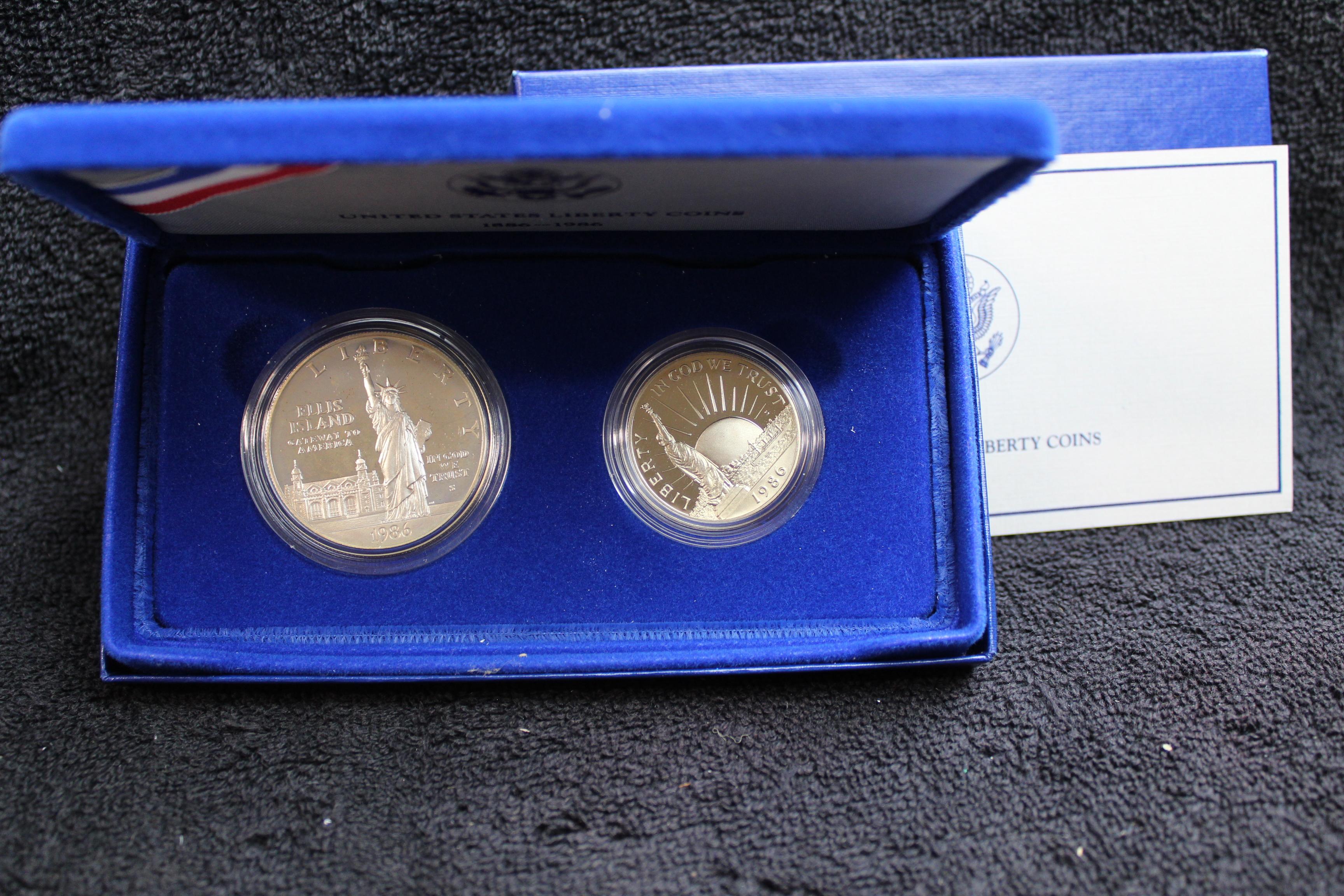 1986 2 pc Silver Statue of Liberty Commemorative Proof Silver Dollar & 50c