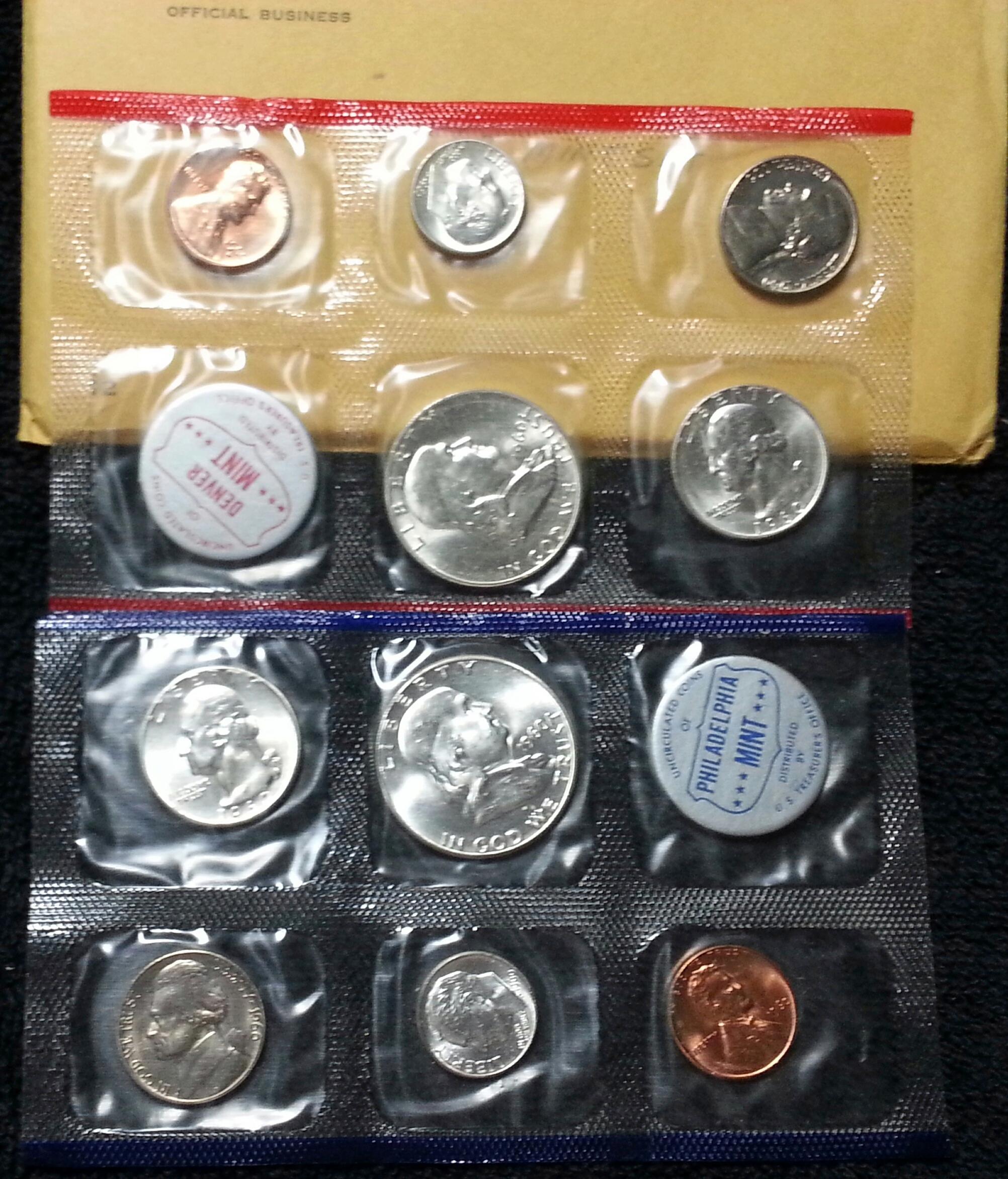 1960 Mint Set includes 10 coins original packaging