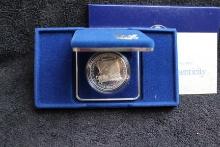 1987-s Constitution Bicentennial Commemorative Silver Dollar Proof Box/COA