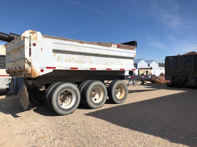 1988 CLEMENT 3AT1511 PUP TRAILER, VIN:1C9DD15COJM110355