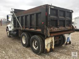 2004 International 7400 T/A Dump Truck