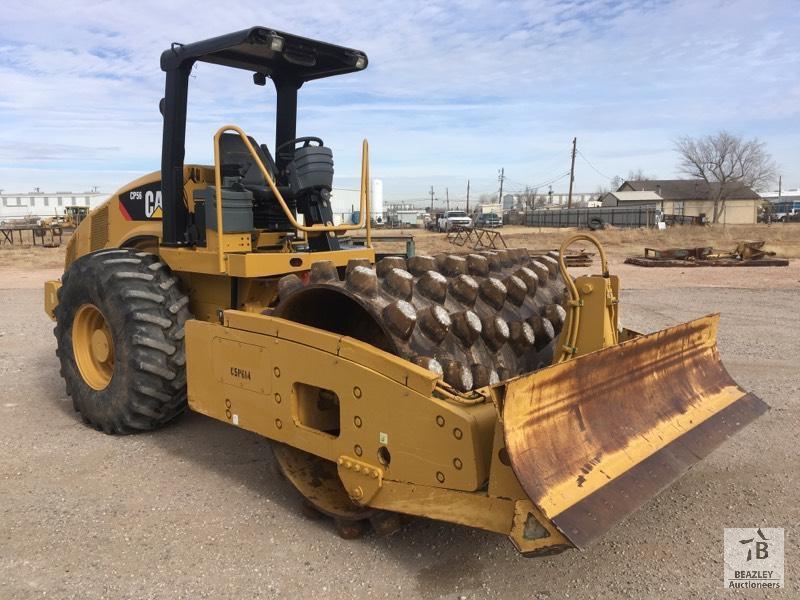 2011 Caterpillar CP56 Padfoot Vibratory Compactor [Yard 1: Odessa]