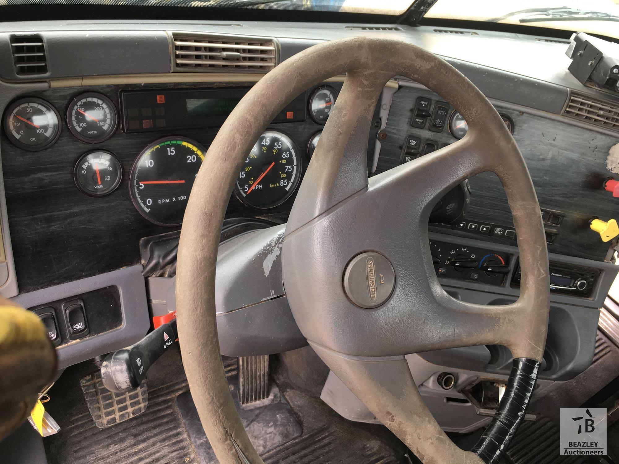 2006 Freightliner Columbia T/A Day Cab Truck Tractor [Yard 1: Odessa]