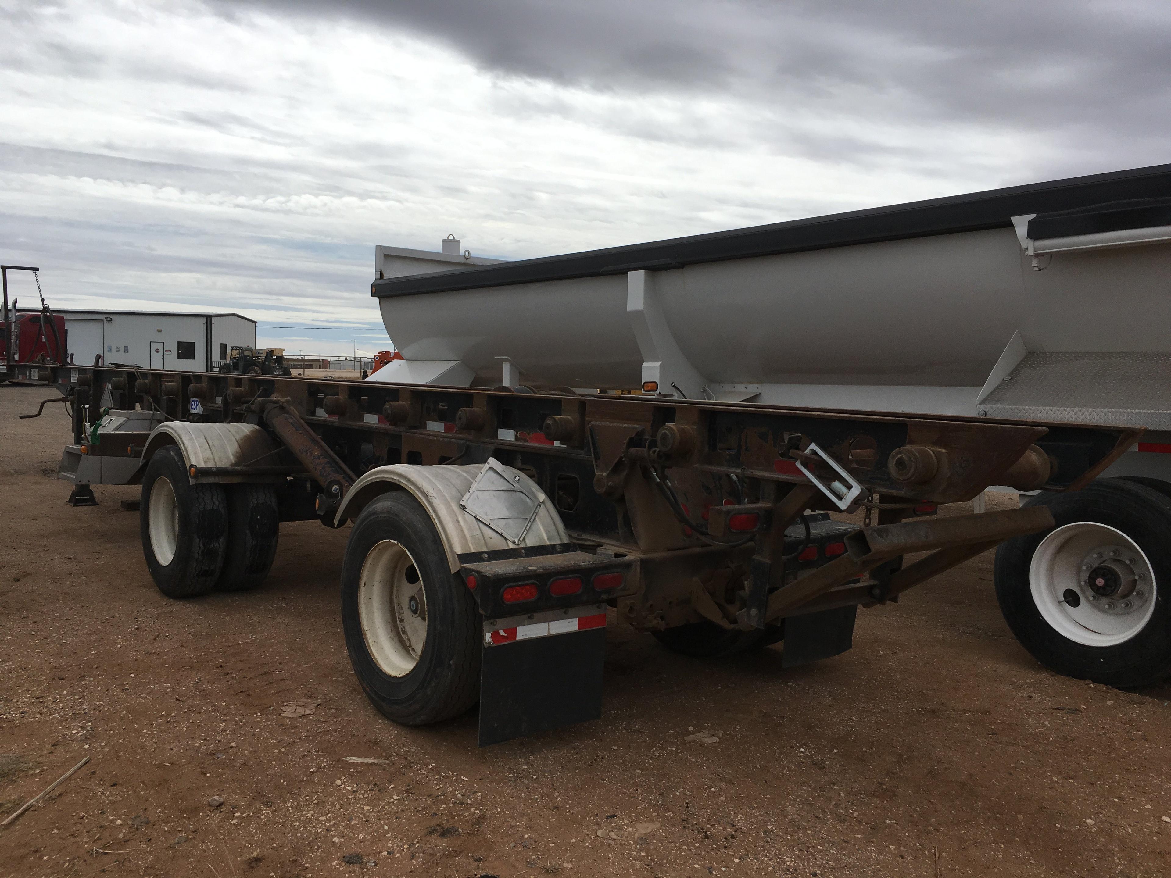 1998 Environmental Service Products Spread Axle Roll-Off Trailer [Yard 1: Odessa]