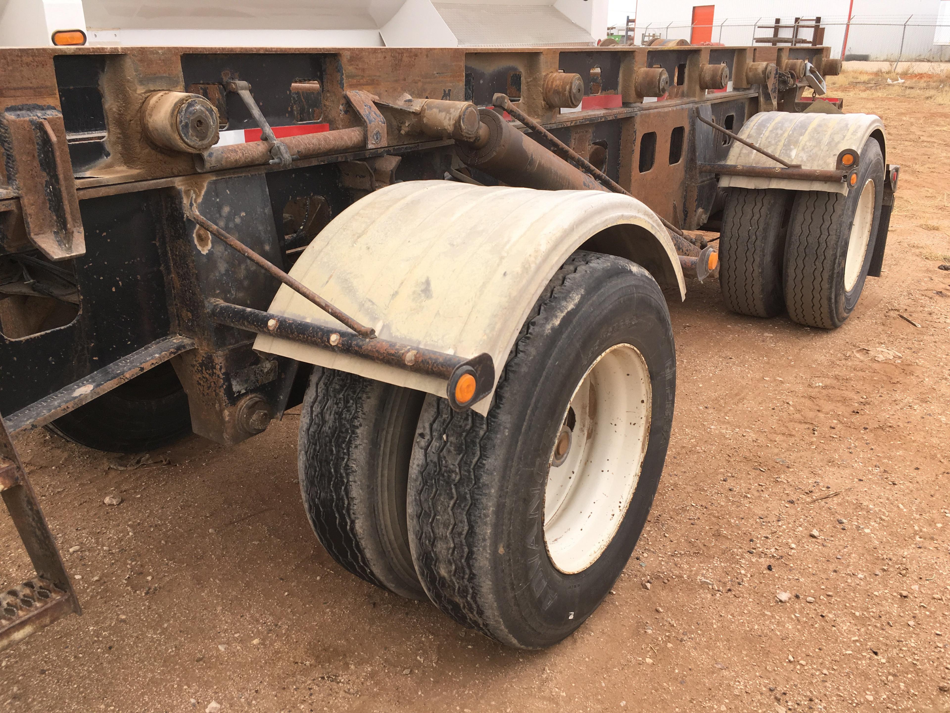 1998 Environmental Service Products Spread Axle Roll-Off Trailer [Yard 1: Odessa]