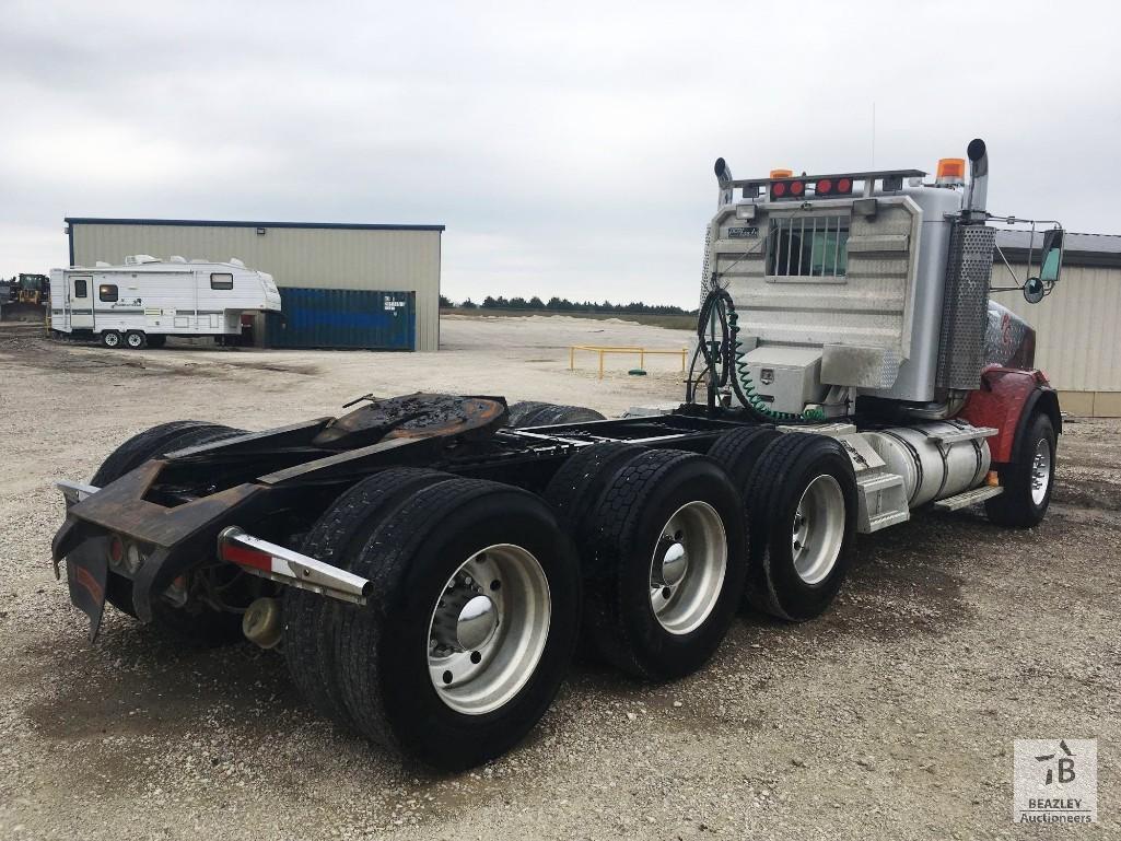 1999 Kenworth T800 Tri/A Truck Tractor