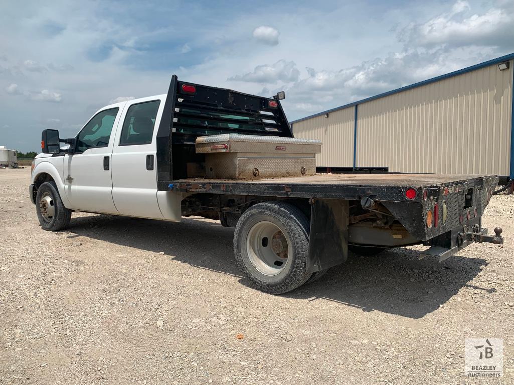 2011 Ford F350 Crew Cab Flatbed Truck